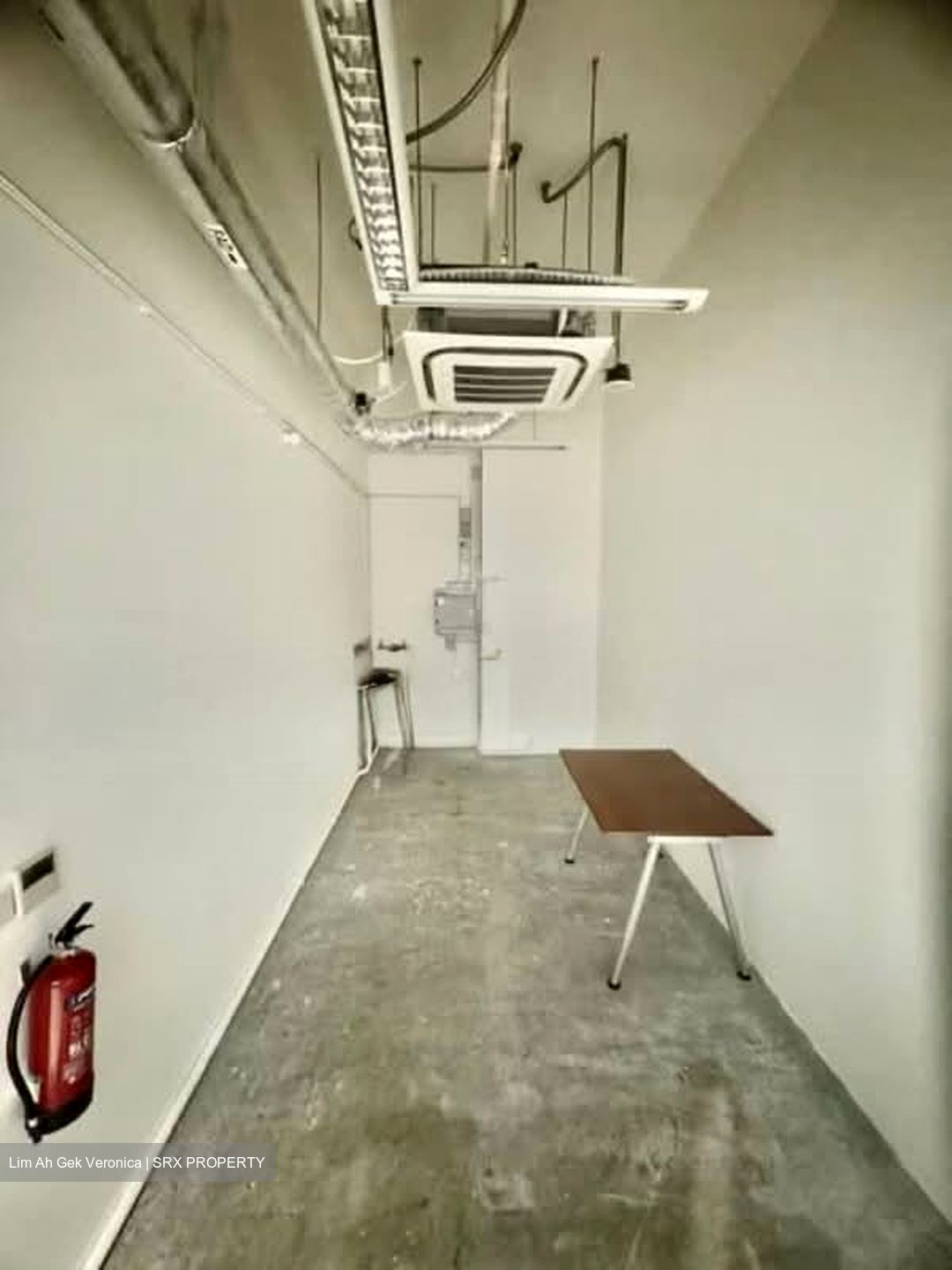Oxley Tower (D1), Office #558240561